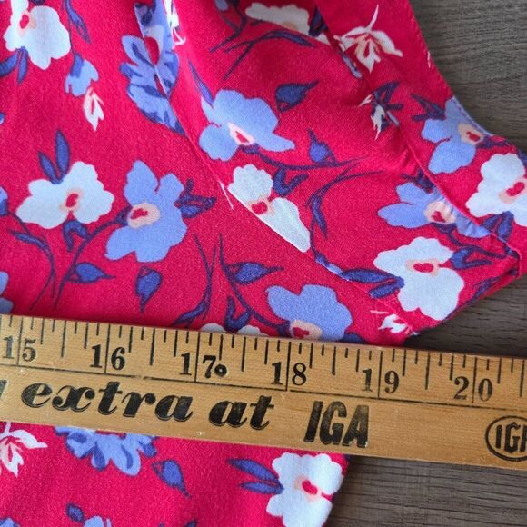 EUC EXPRESS RED FLORAL V NECK BUTTONED SHORT DRESS SIZE LARGE - Picture 15 of 16